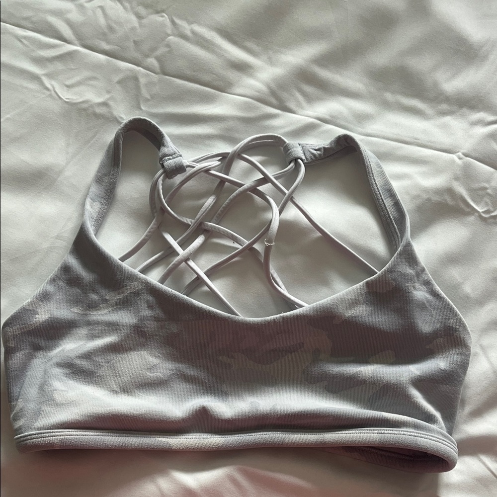 Lululemon camo sports bra